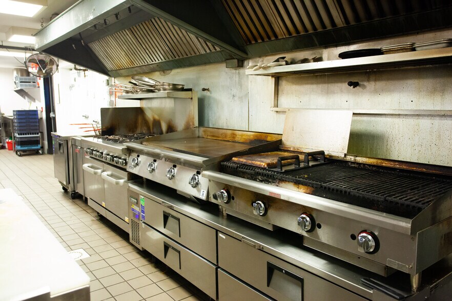 More Photos Of 117 Burgoyne Rd, Ticonderoga Restaurant For Sale