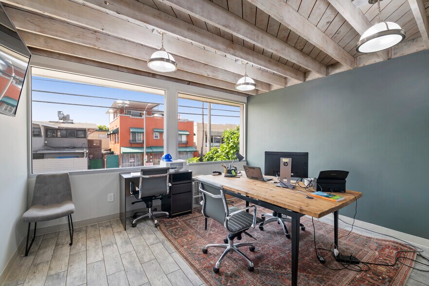 More Photos Of 5723 Melrose Ave, Los Angeles Office For Lease