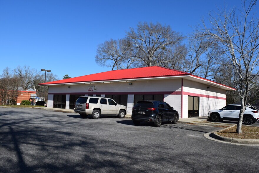 Primary Photo Of 101 N Fifth St, Opelika Daycare Center For Sale