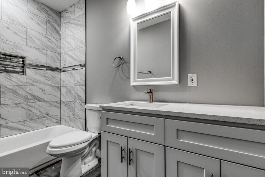 More Photos Of 1316 S Broad St, Philadelphia Apartments For Sale
