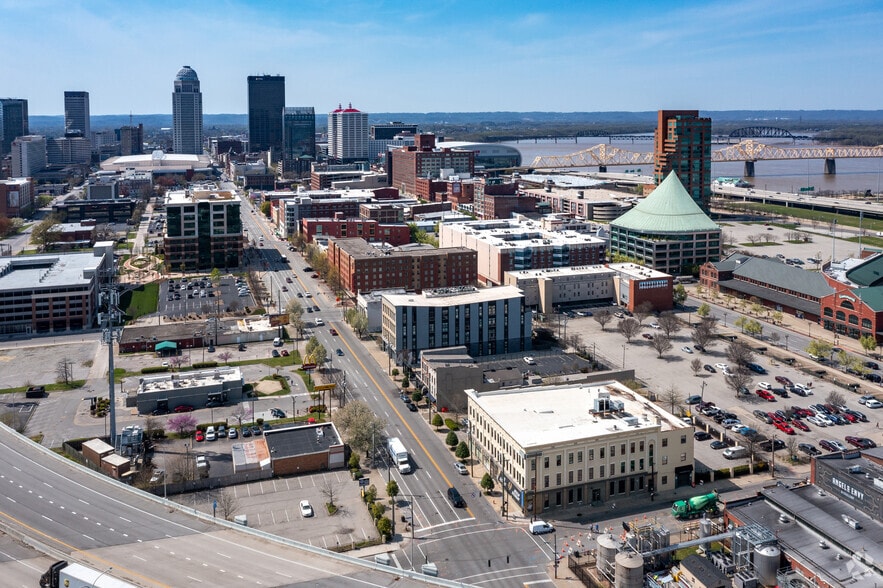 More Photos Of 445 E Market St, Louisville Office For Sale