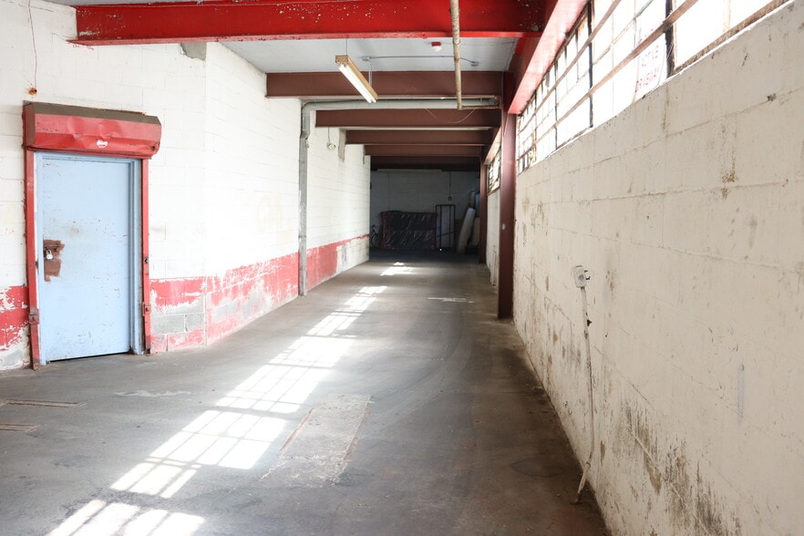 More Photos Of 614 S Broadway, Yonkers Light Distribution For Lease
