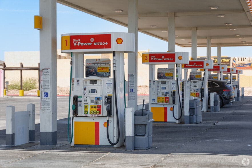 More Photos Of 1098 Cole Rd, Calexico Convenience Store For Sale