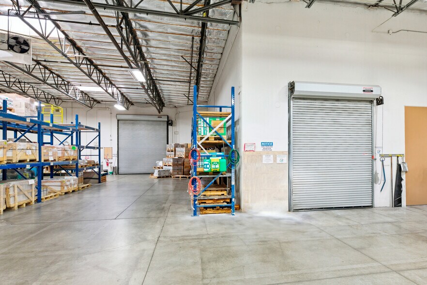 More Photos Of 1325 Capital Blvd, Reno Showroom For Sale