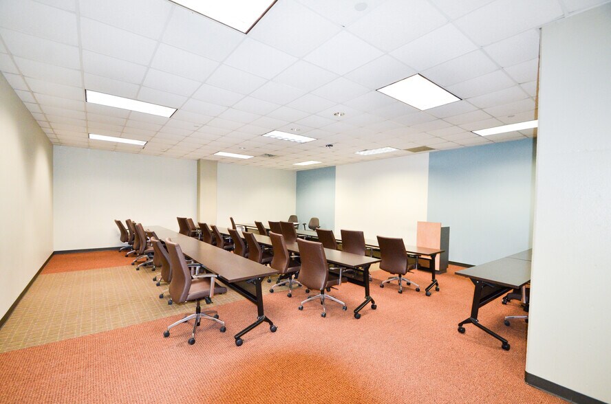 More Photos Of 12005 Ford Rd, Dallas Office For Lease