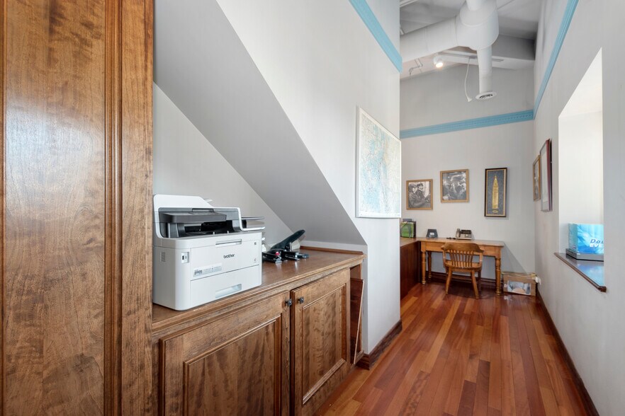 More Photos Of 1601 Arapahoe St, Denver Office For Sale