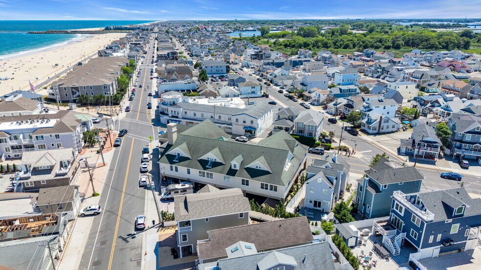 More Photos Of 580 Main St, Manasquan Restaurant For Sale