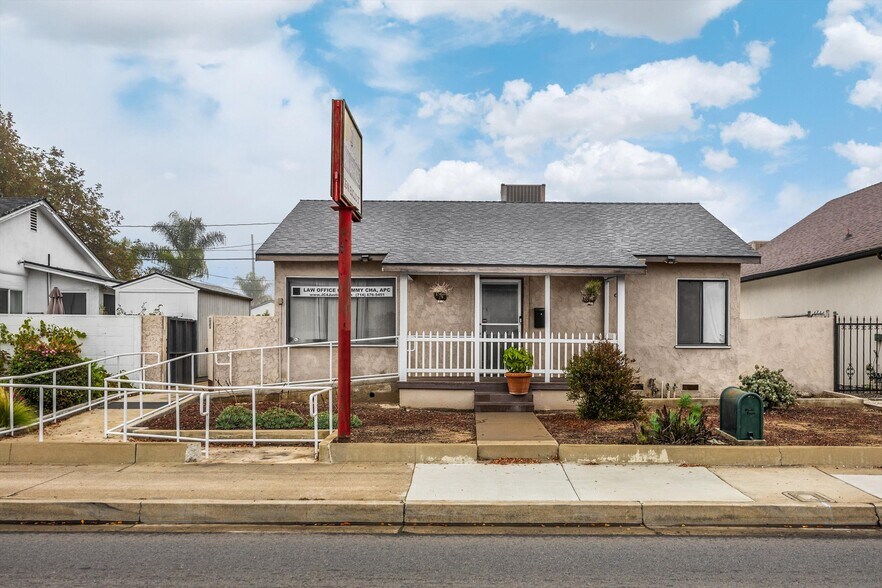 More Photos Of 126 N Euclid St, Fullerton Office Residential For Sale