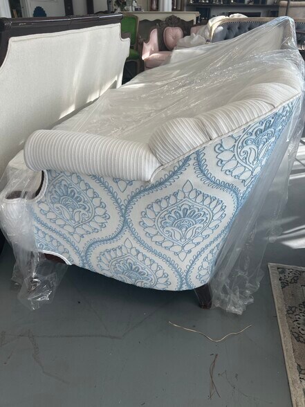 More Photos Of 302 Williams St, Fayetteville Flex For Sale