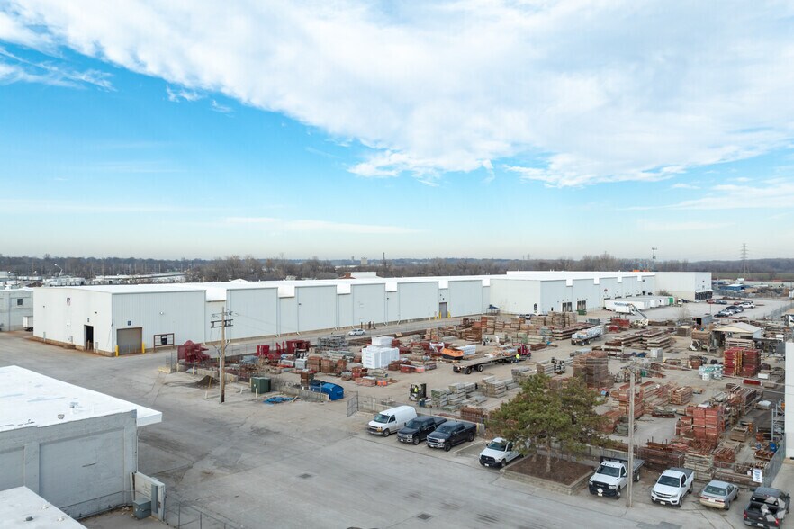 Primary Photo Of 8000 Hall St, Saint Louis Warehouse For Lease