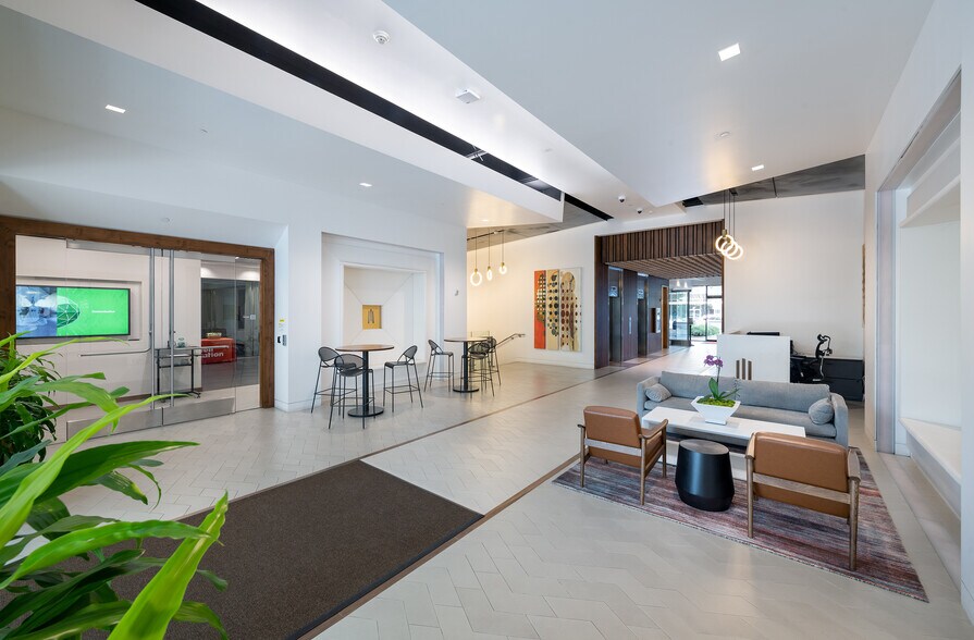 More Photos Of 111 W Saint John St, San Jose Unknown For Lease