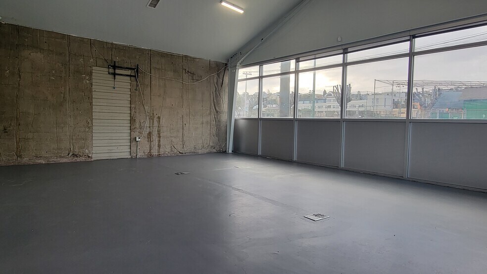 More Photos Of 277 Carolina St, San Francisco Flex For Lease