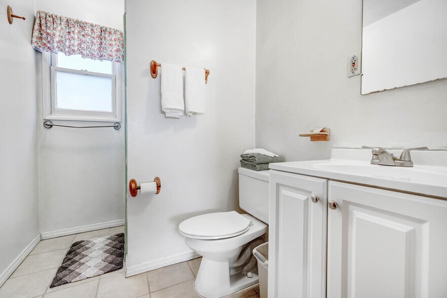 More Photos Of 1054-1098 State Highway 2, Wrightwood Hospitality For Sale