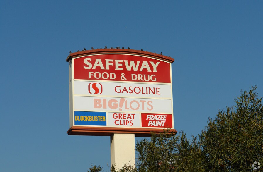 More Photos Of 2808 Country Club Blvd, Stockton Unknown For Lease