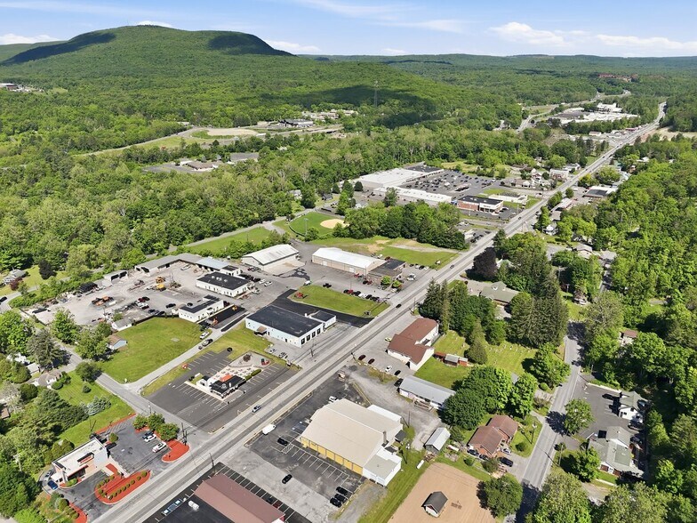 More Photos Of 2889 PA-611, Tannersville General Retail For Sale