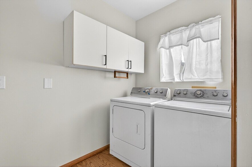 More Photos Of 14621 Woods Valley rd, Valley Center Flex For Sale