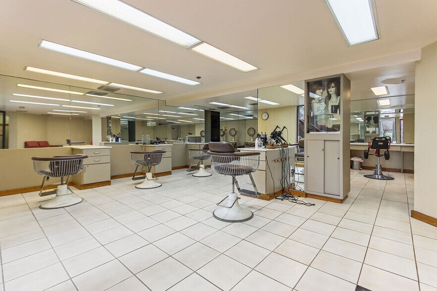 More Photos Of 4351 Old William Penn Hwy, Monroeville General Retail For Sale