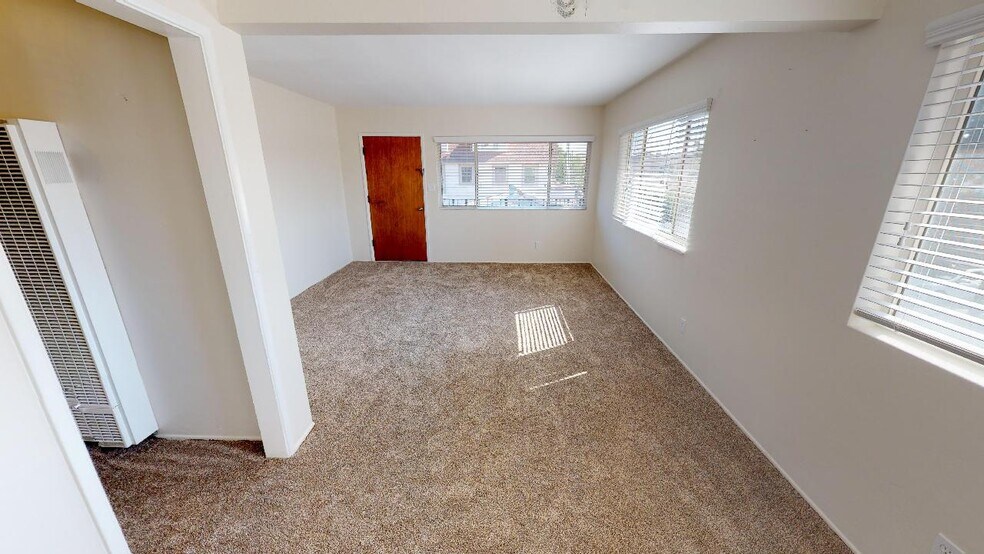 More Photos Of 830 C Ave, Coronado Apartments For Sale