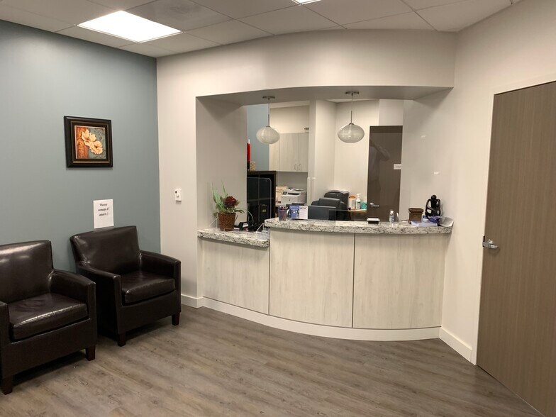 More Photos Of 24430 Stone Springs Blvd, Dulles Medical For Lease