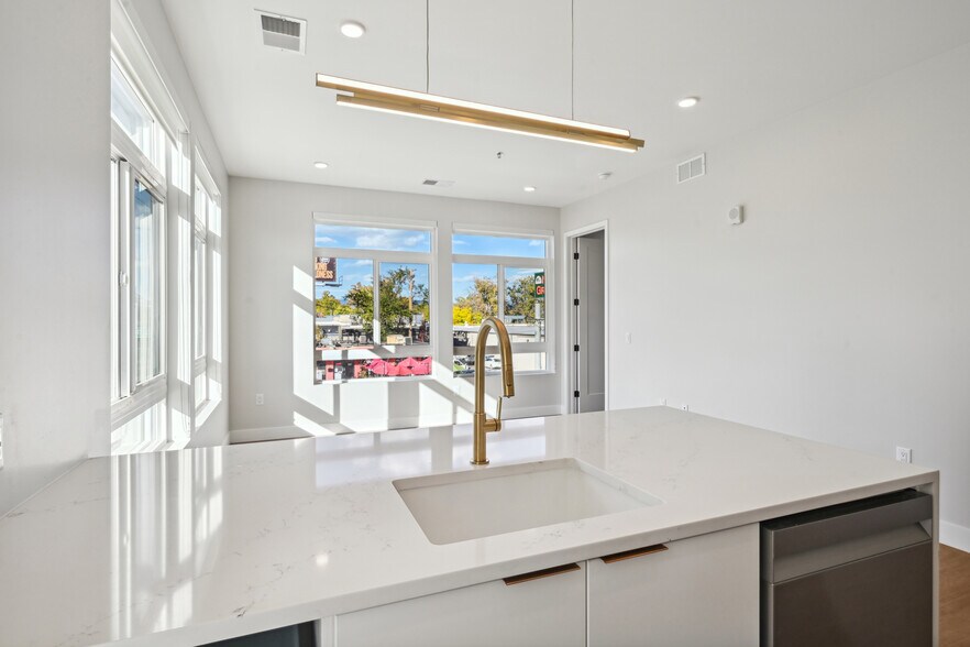 More Photos Of 3800 Tennyson St, Denver Apartments For Sale