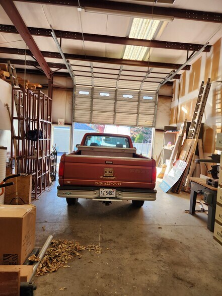 More Photos Of 1111 Willowbrook Dr, Greensboro Light Manufacturing For Sale