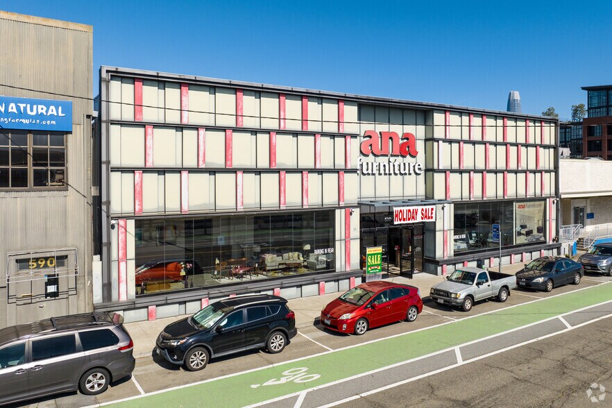 More Photos Of 570 Townsend St, San Francisco Showroom For Lease