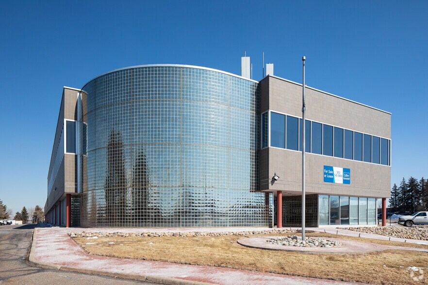 More Photos Of 11211 E Arapahoe Rd, Englewood Research And Development For Sale