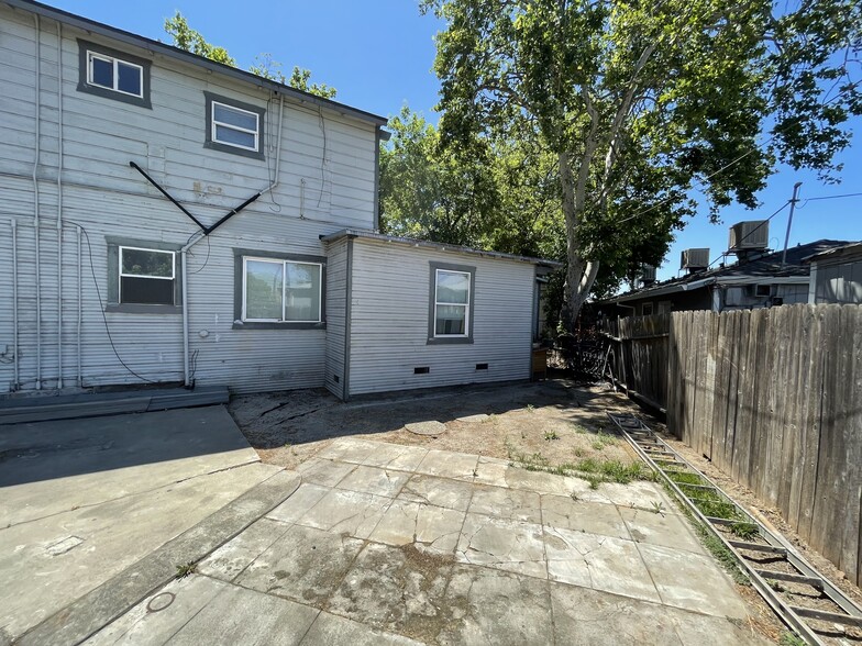 More Photos Of 2439 Rio Linda Blvd, Sacramento Apartments For Sale