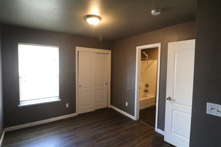 More Photos Of 5125 Kaiser Rd, Stockton Apartments For Sale