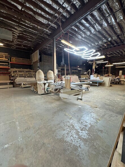 More Photos Of 55 Lasalle St, Staten Island Industrial For Sale