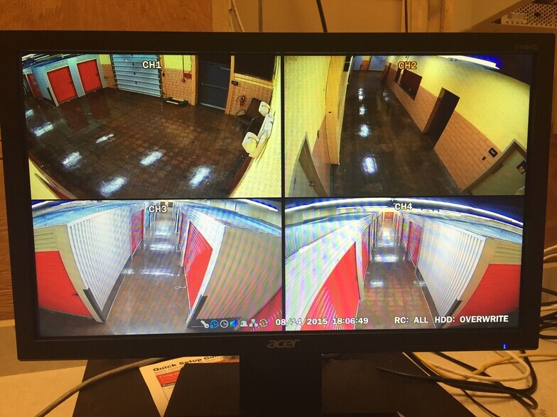 More Photos Of 402 Elm St, Clairton Self Storage For Sale