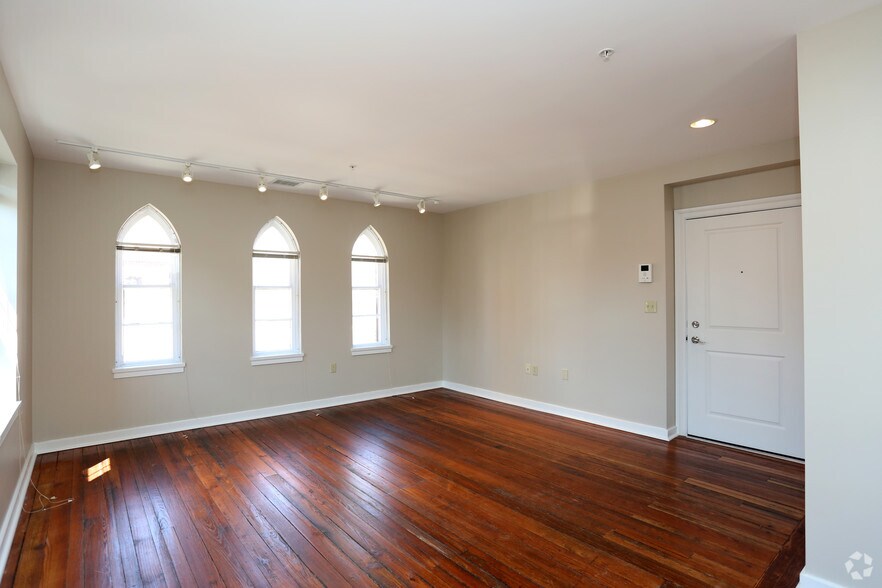 More Photos Of 125 W Saratoga St, Baltimore Apartments For Sale