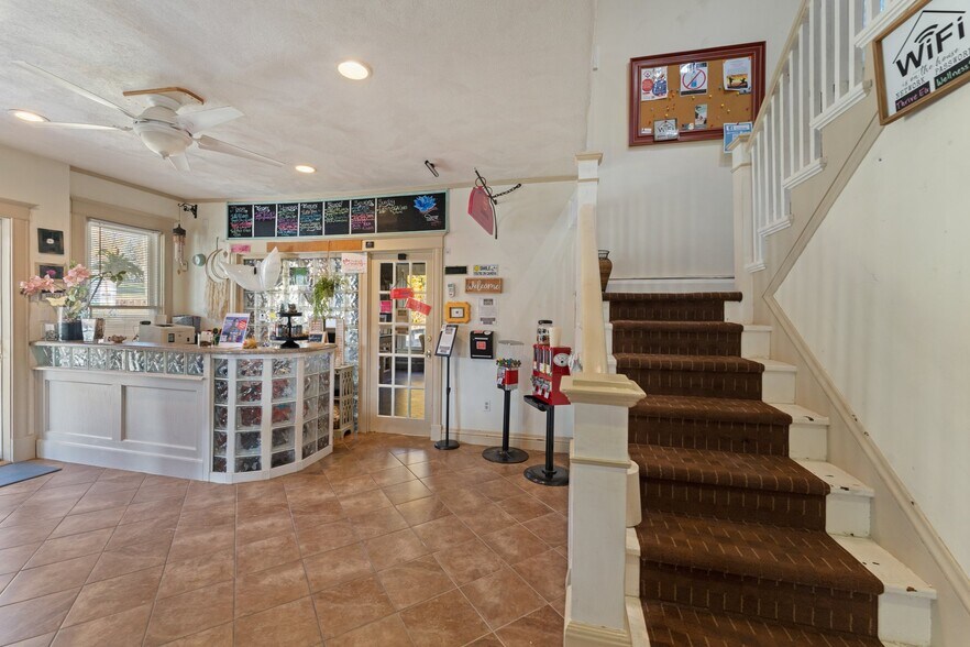 More Photos Of 4372 Post Rd, East Greenwich Office Residential For Sale
