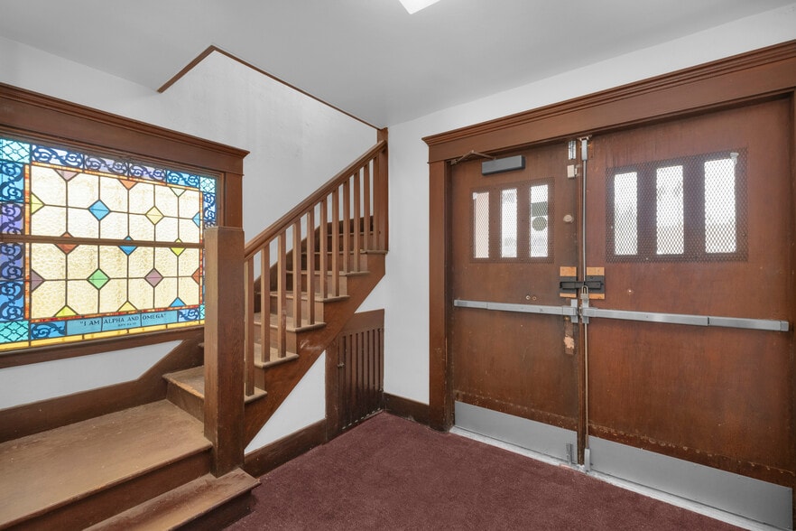 More Photos Of 1101 W Florence Ave, Los Angeles Religious Facility For Sale