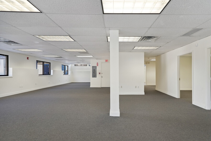 More Photos Of 60 Goldens Bridge Rd, Katonah Medical For Lease