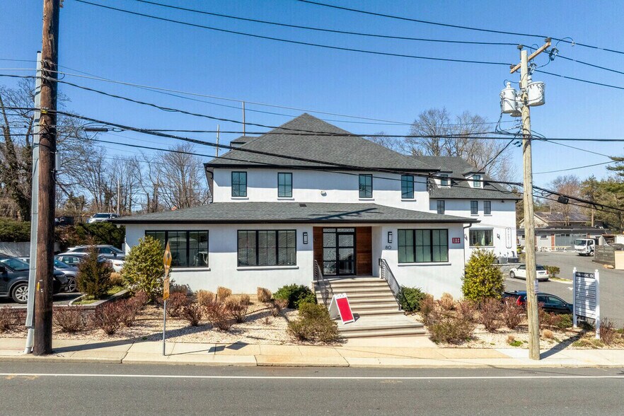 More Photos Of 80 Glen Head Rd, Glen Head Office For Lease