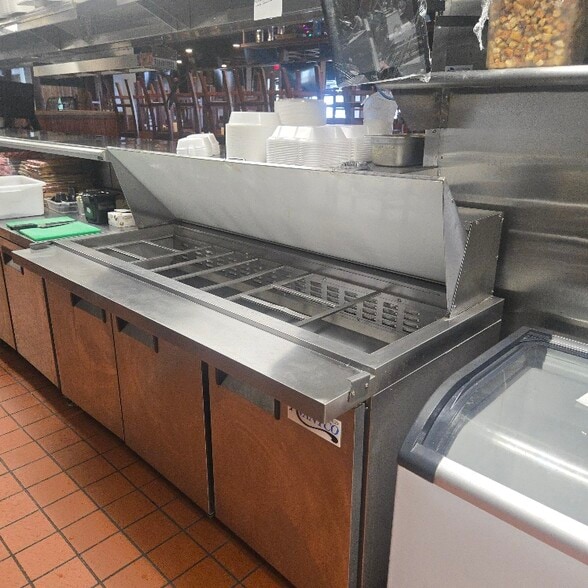 More Photos Of 2045 Brice Rd, Reynoldsburg Restaurant For Lease