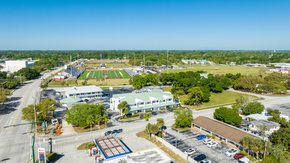 More Photos Of 1615 14th Ave, Vero Beach Medical For Sale
