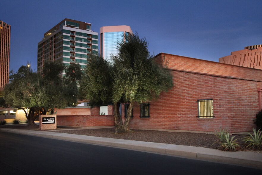 More Photos Of 52 E Monterey Way, Phoenix Medical For Lease