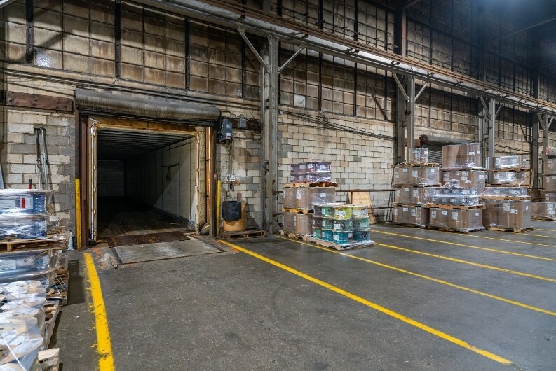 More Photos Of 621 Dana St NE, Warren Manufacturing For Lease