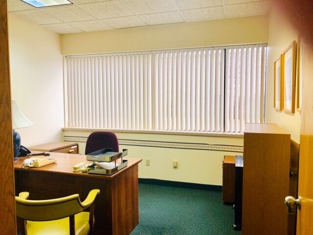 More Photos Of 3555 Veterans Memorial Hwy, Ronkonkoma Office For Sale