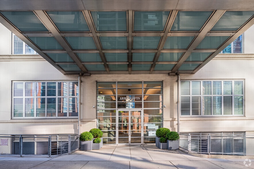 More Photos Of 2728 Thomson Ave, Long Island City Apartments For Sale