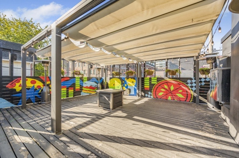 More Photos Of 709 E Queen St, Toronto Storefront For Lease