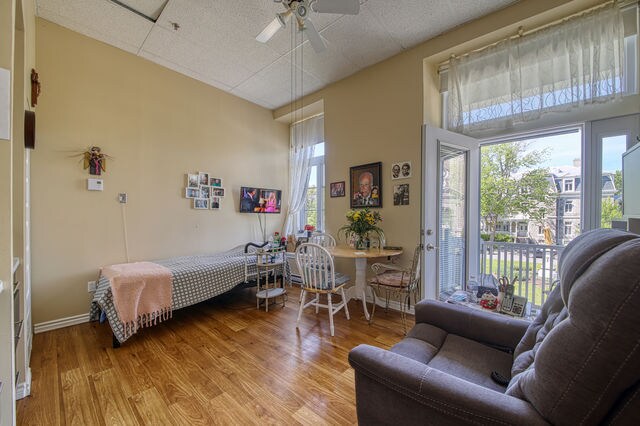 More Photos Of 550 Boul Marie-Victorin, Boucherville Congregate Senior Housing For Sale