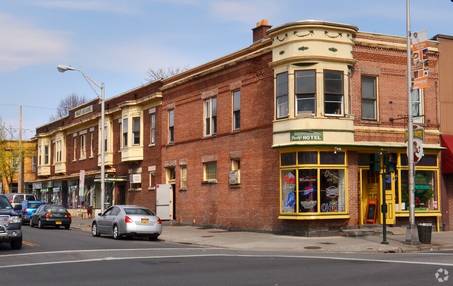 More Photos Of , Albany Unknown For Sale