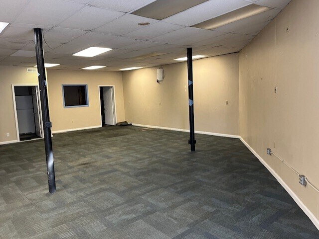 More Photos Of 2457 Tremainsville Rd, Toledo Storefront Retail Office For Lease