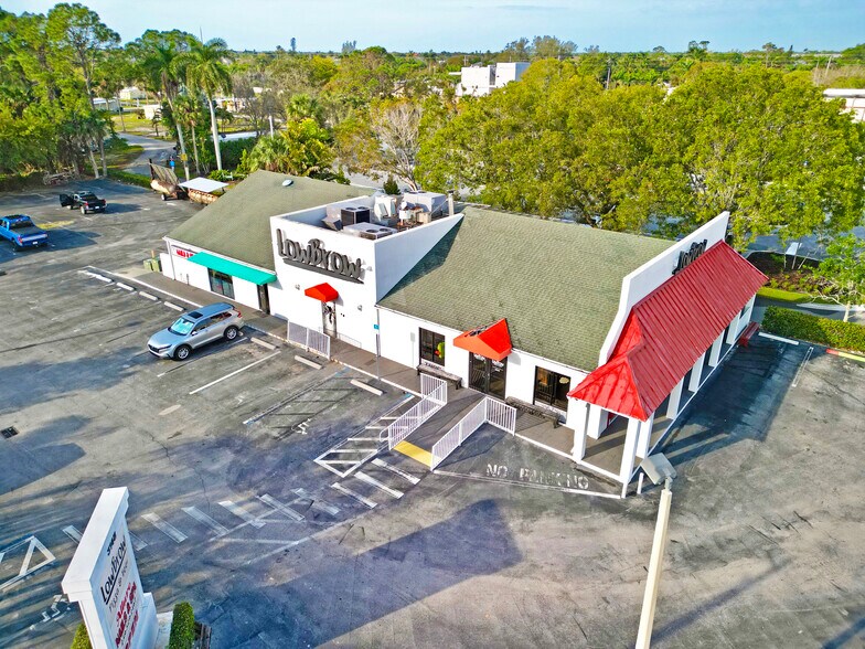 More Photos Of 3148 Tamiami Trl E, Naples Freestanding For Sale