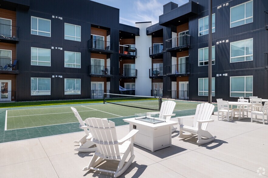 More Photos Of 1915 S Woodruff Ave, Idaho Falls Multifamily For Sale