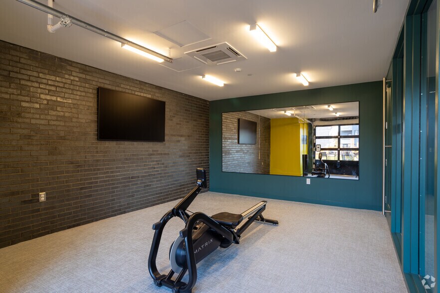 More Photos Of 52 Hanover St, Portland Apartments For Lease