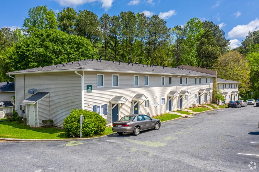 More Photos Of 3041 Landrum Dr SW, Atlanta Apartments For Sale